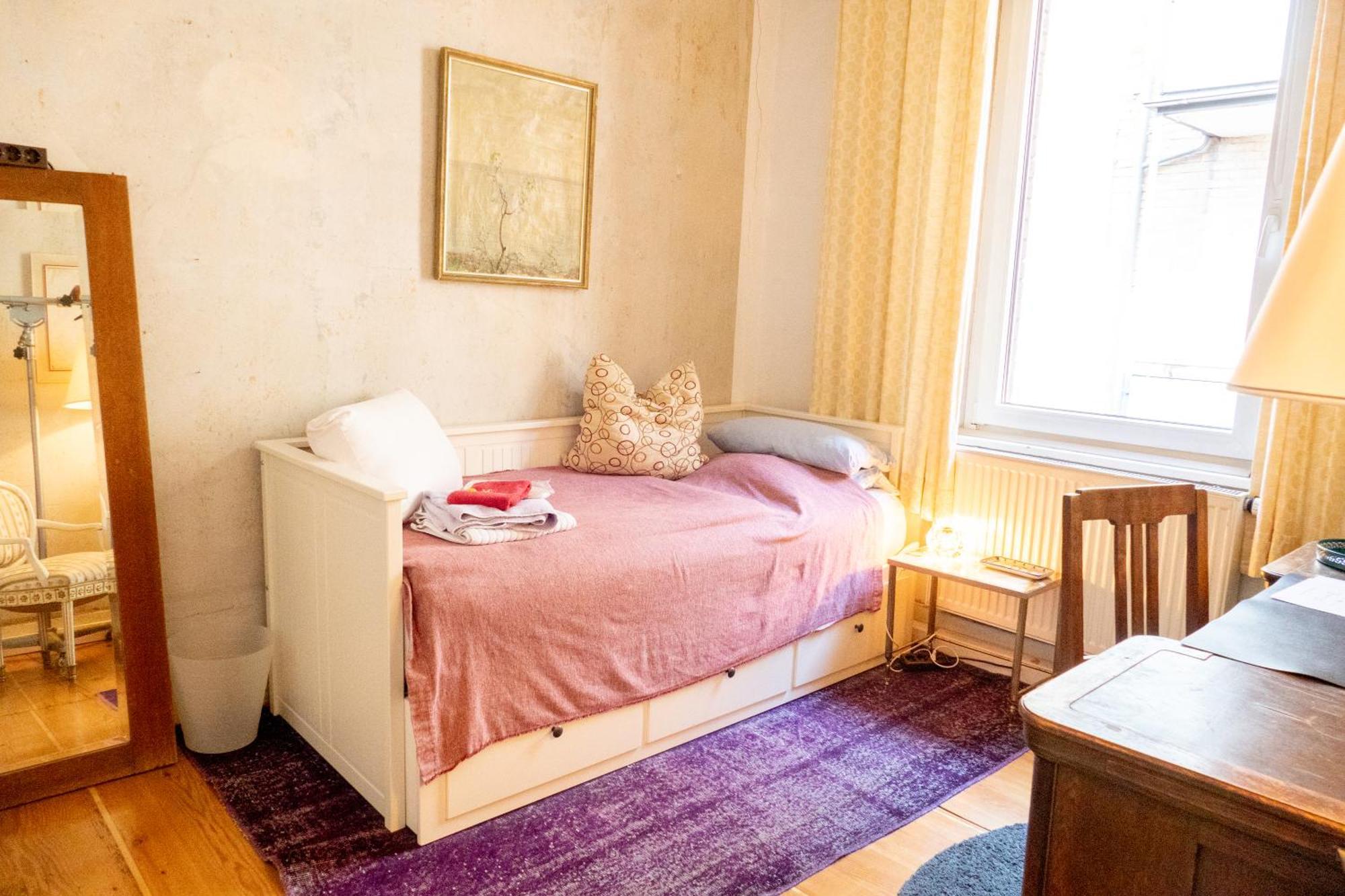 Zimmer In Kuenstlerwohnung Stoccarda Esterno foto
