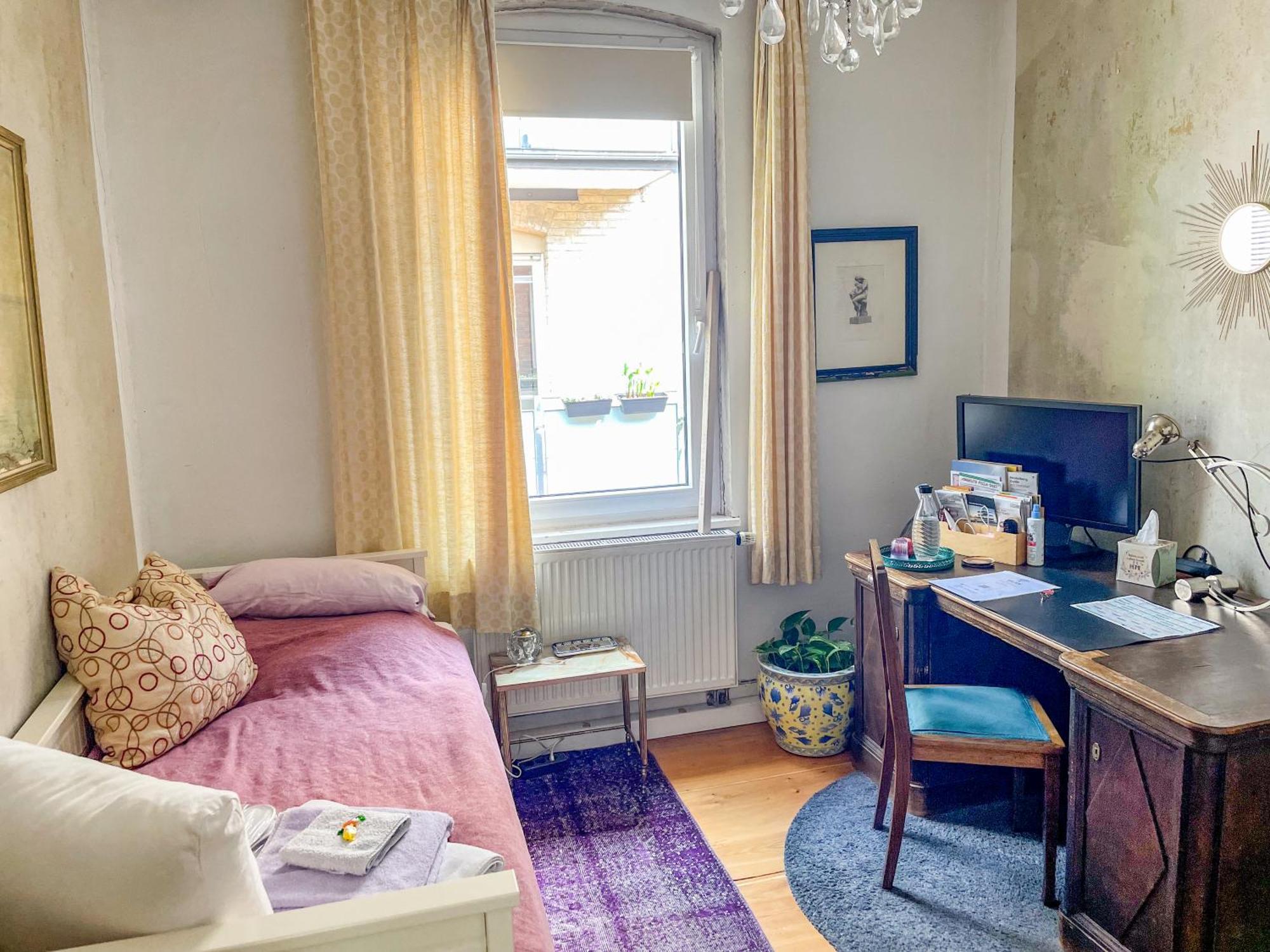Zimmer In Kuenstlerwohnung Stoccarda Esterno foto
