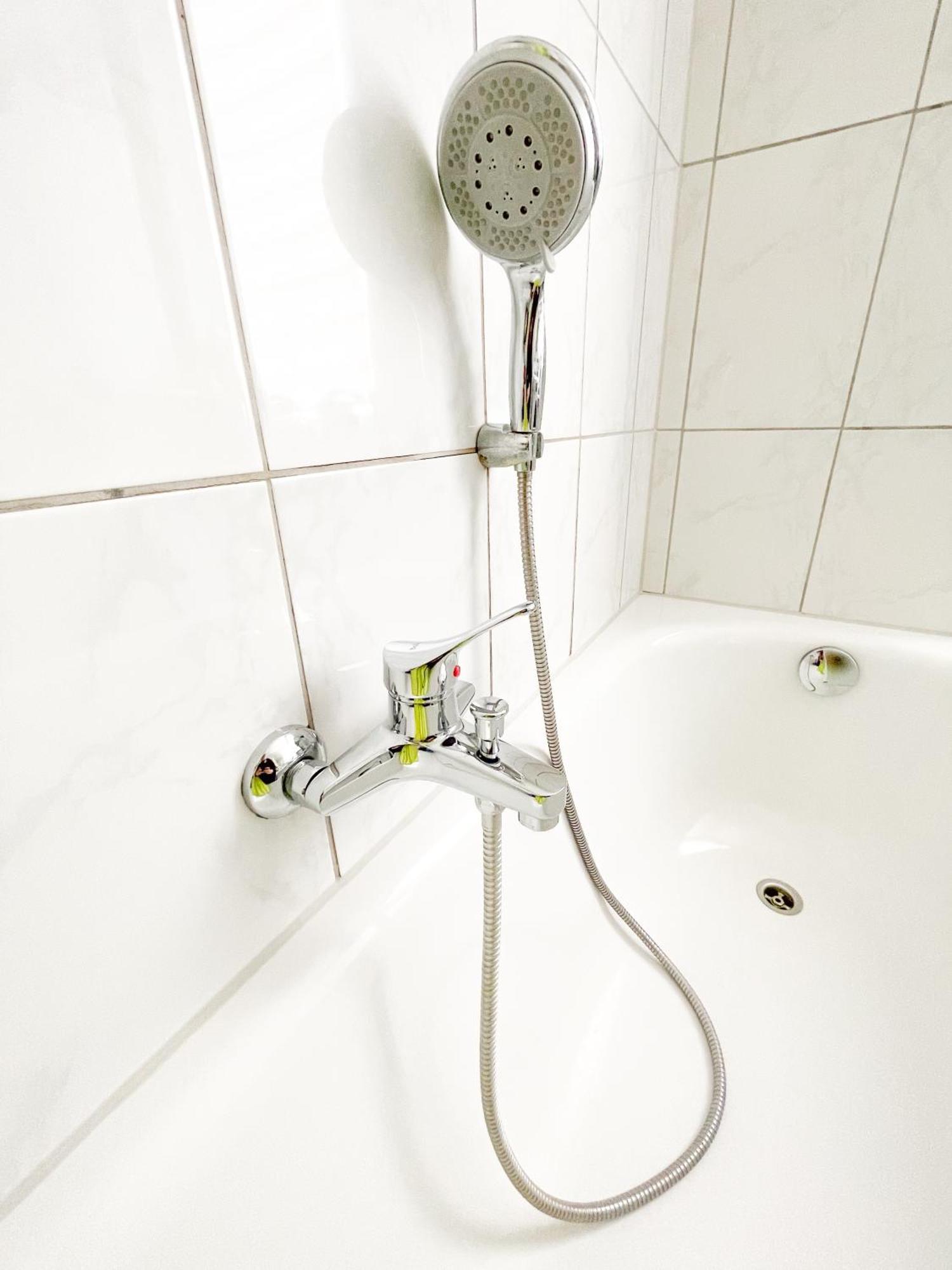 Zimmer In Kuenstlerwohnung Stoccarda Esterno foto